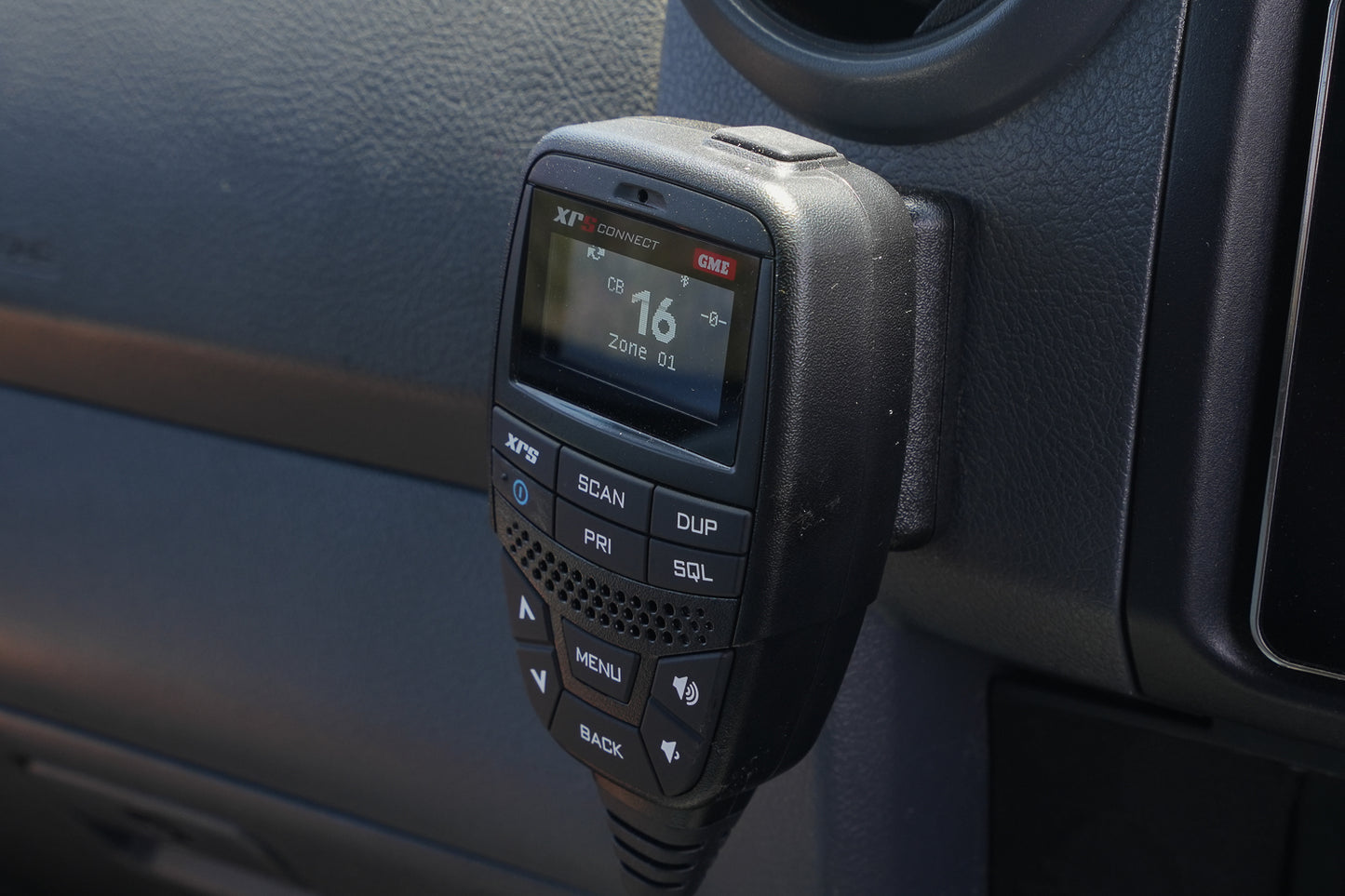 Module 7: Toyota LandCruiser 76 Series Communications & Safety