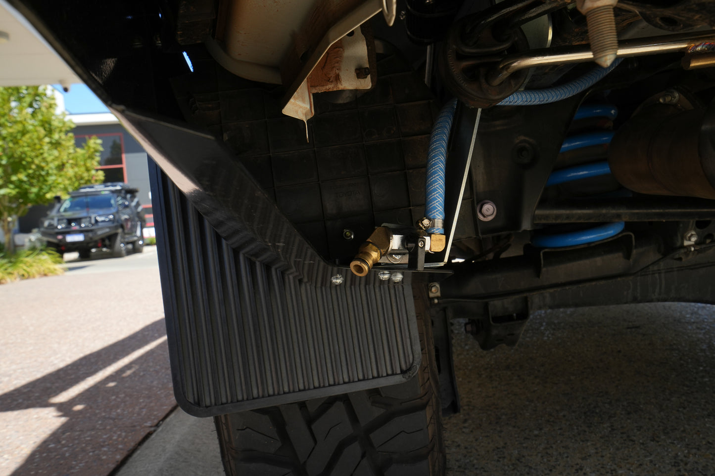 Module 9: Toyota LandCruiser 300 Series Long Range Touring