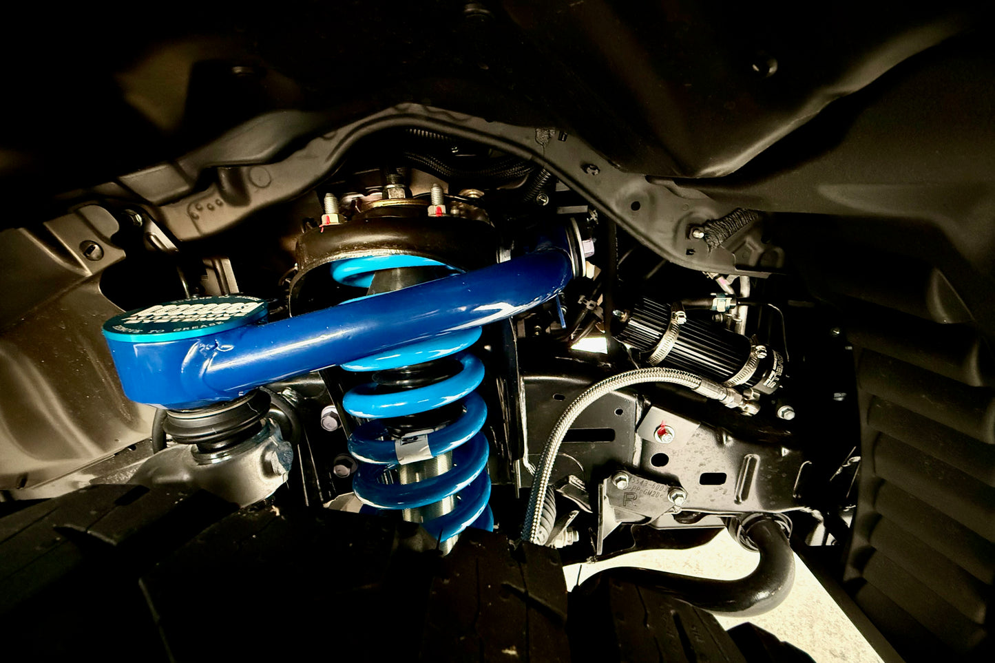 Lovells GVM Upgrade an Upper Control Arms Landcruiser 300 series
