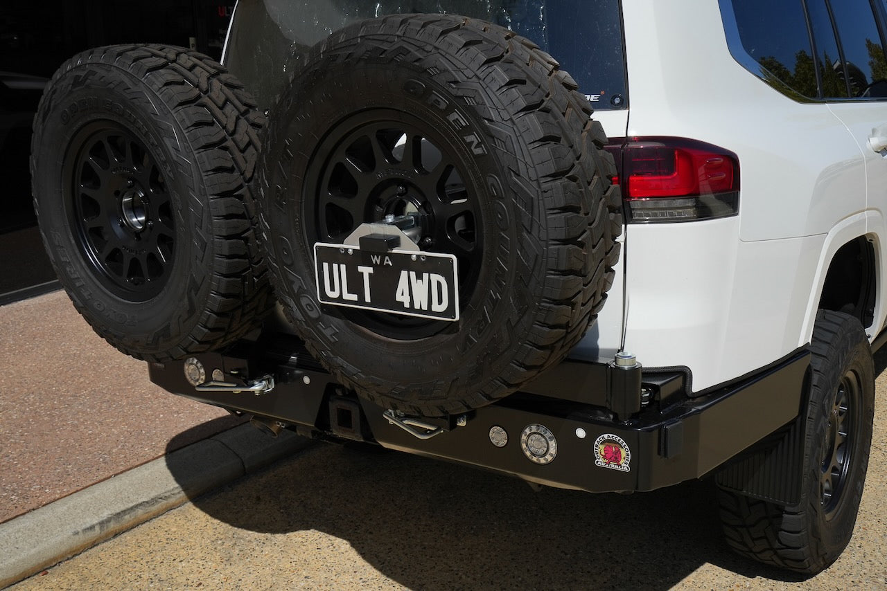 Module 9: Toyota LandCruiser 300 Series Long Range Touring