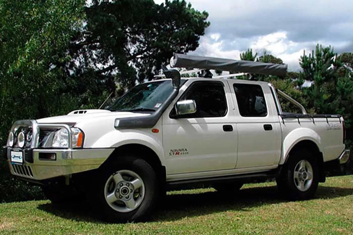 Safari V-Spec Snorkel ‚Nissan Navara D22 dual-battery model, 2.5L YD25 diesel (SS726HF)
