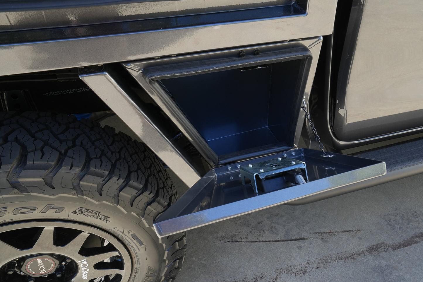 2024 Toyota Hilux SR5 Extra Cab Build - 550km