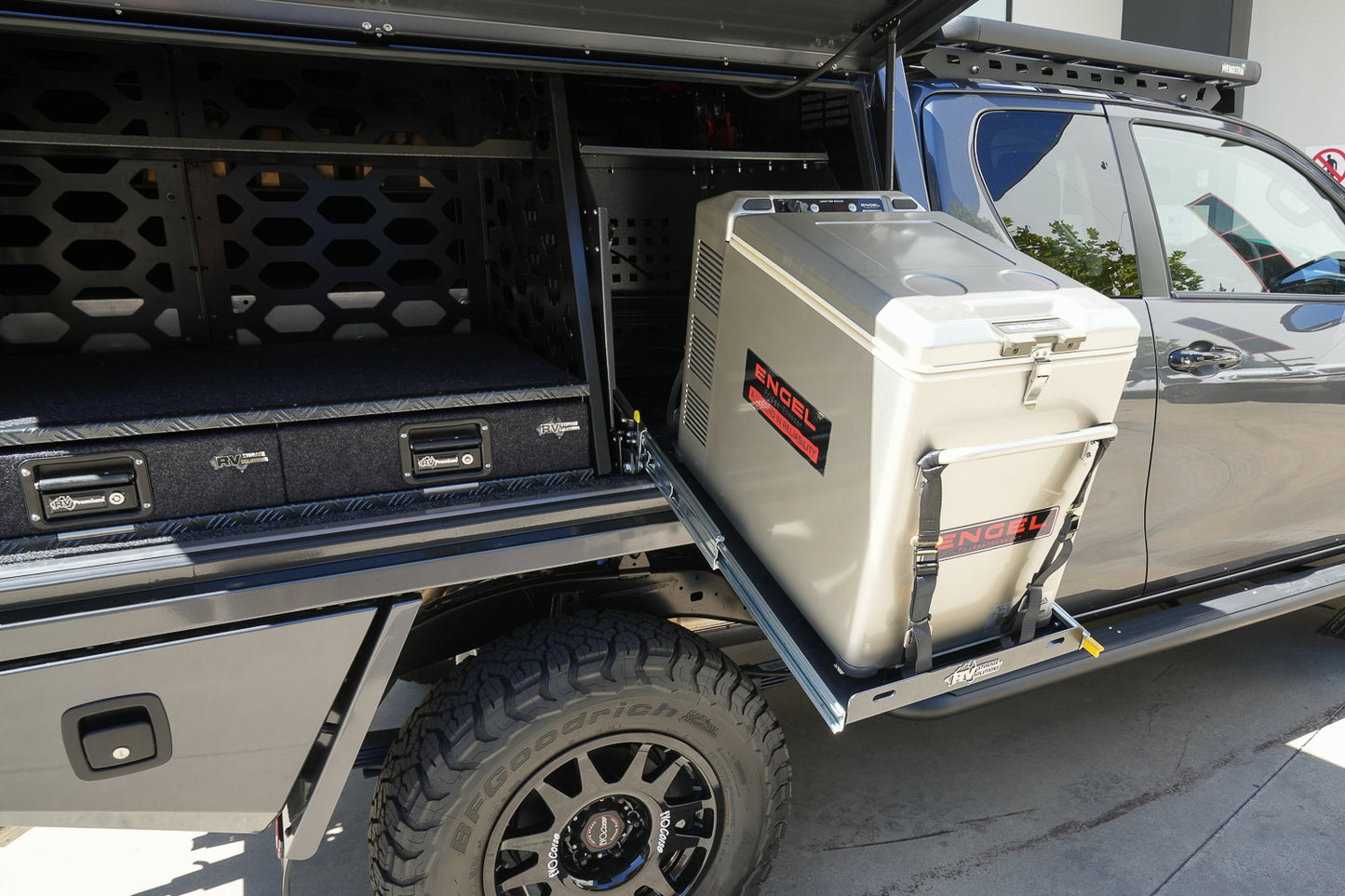 2024 Toyota Hilux SR5 Extra Cab Build - 550km
