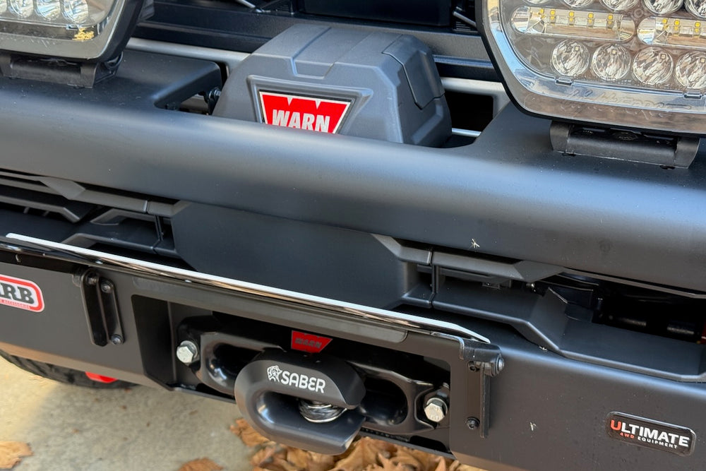 Warn VR EVO 12-S Winch + Saber Winch Shackle V2